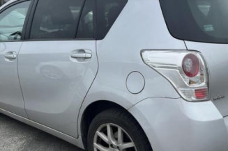 Boitier air bag TOYOTA VERSO