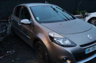 Boitier UCH RENAULT CLIO 3