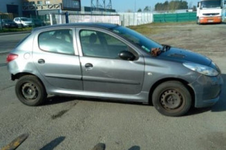 Traverse superieure PEUGEOT 206+