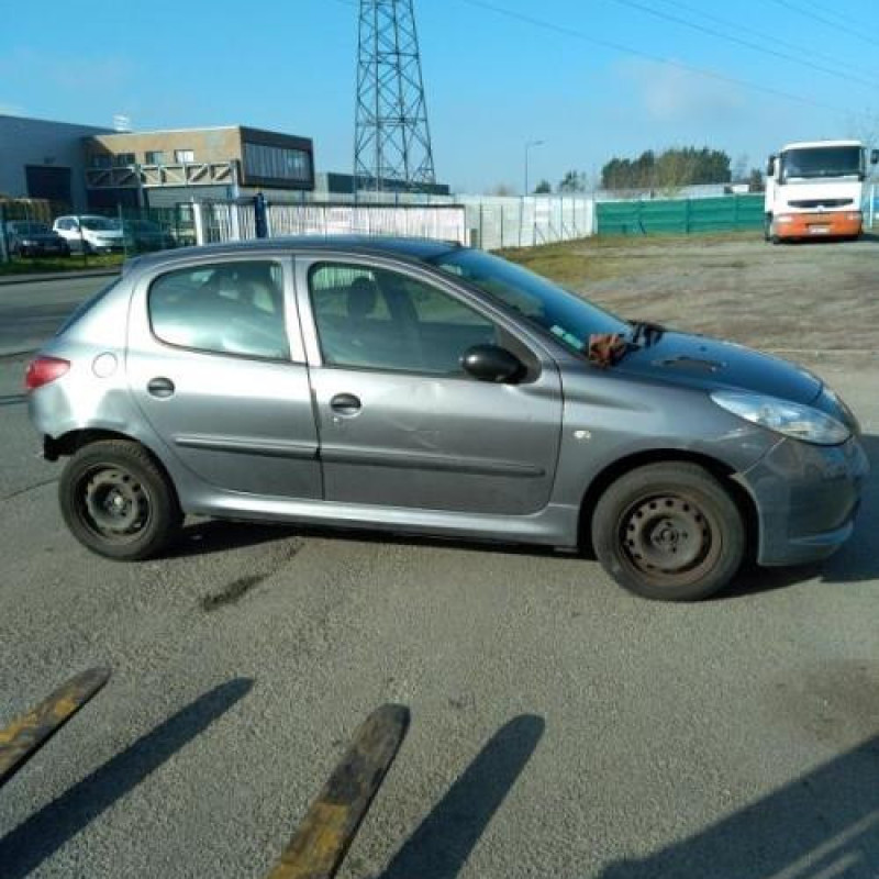 Traverse superieure PEUGEOT 206+ Photo n°5