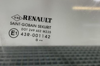 Vitre avant droit RENAULT MEGANE 3