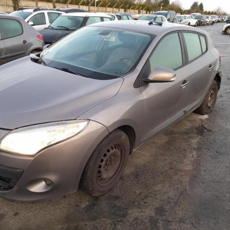 Vitre avant droit RENAULT MEGANE 3 Photo n°4