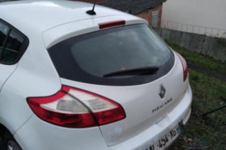 Calculateur moteur RENAULT MEGANE 3