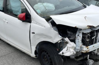 Bouchon de carburant PEUGEOT 108