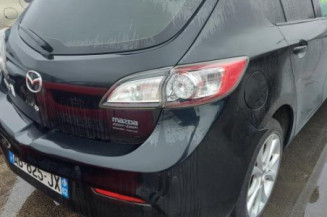 Bouton de warning MAZDA 3 2