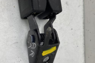 Attache ceinture arriere droit OPEL INSIGNIA 1