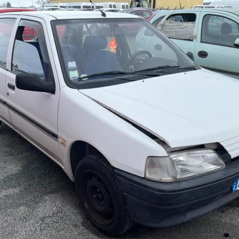 Poignee porte avant droit PEUGEOT 106 Photo n°5