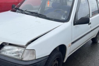 Poignee porte avant droit PEUGEOT 106