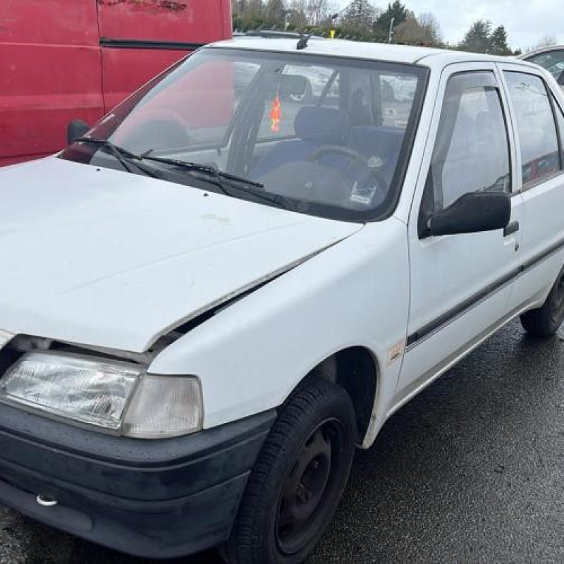 Poignee porte avant droit PEUGEOT 106 Photo n°7