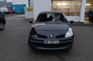 Renfort pare choc arriere (traverse) RENAULT CLIO 3