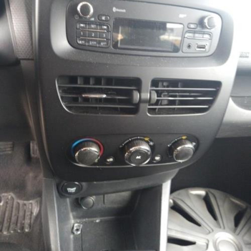 Autoradio d'origine RENAULT CLIO 4 Photo n°13