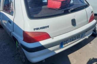 Poignee porte arriere gauche PEUGEOT 106