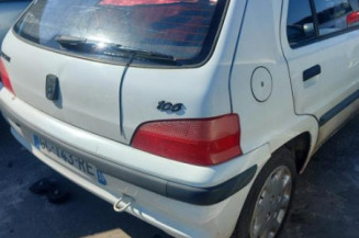 Poignee porte arriere gauche PEUGEOT 106