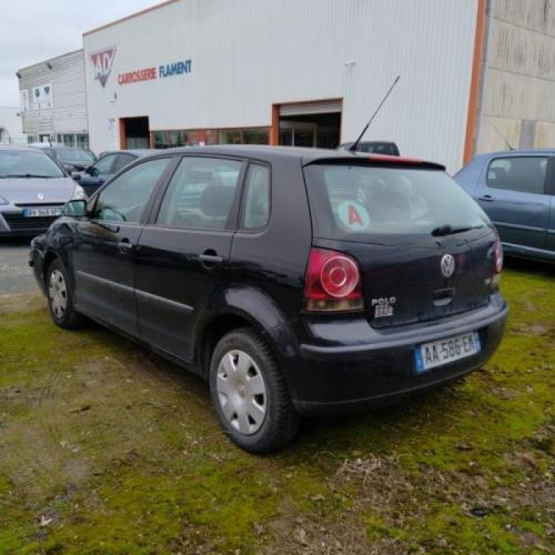 Leve vitre mecanique arriere droit VOLKSWAGEN POLO 4 Photo n°7