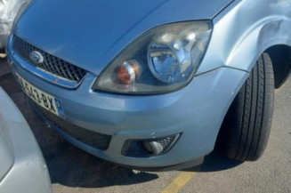 Arret de porte avant gauche FORD FIESTA 5