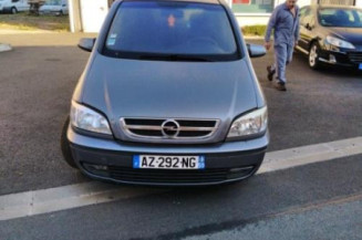 Pare choc arriere OPEL ZAFIRA A