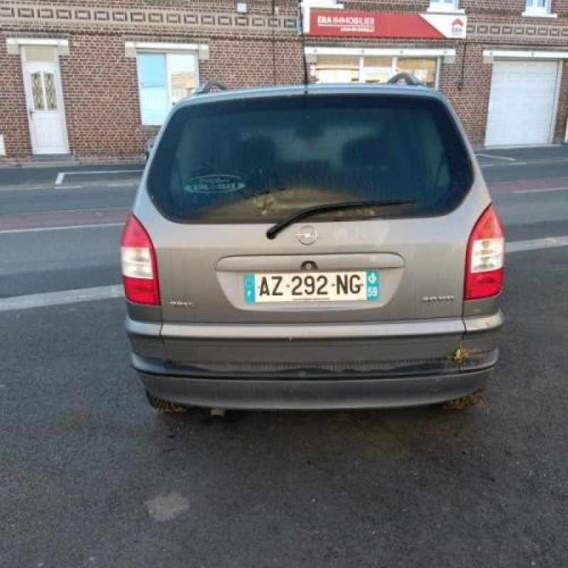 Pare choc arriere OPEL ZAFIRA A Photo n°10