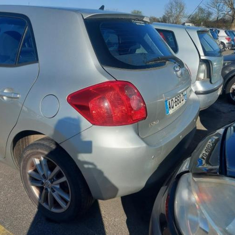 Feu arriere stop central TOYOTA AURIS 1 Photo n°10