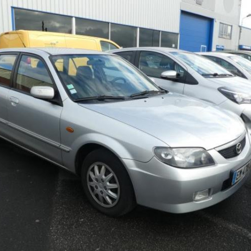 Pare choc arriere MAZDA 323 6 Photo n°8