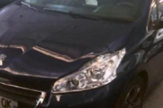 Levier de vitesses PEUGEOT 208 1