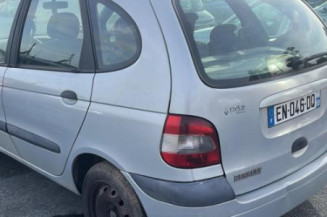 Verin de coffre RENAULT SCENIC 1