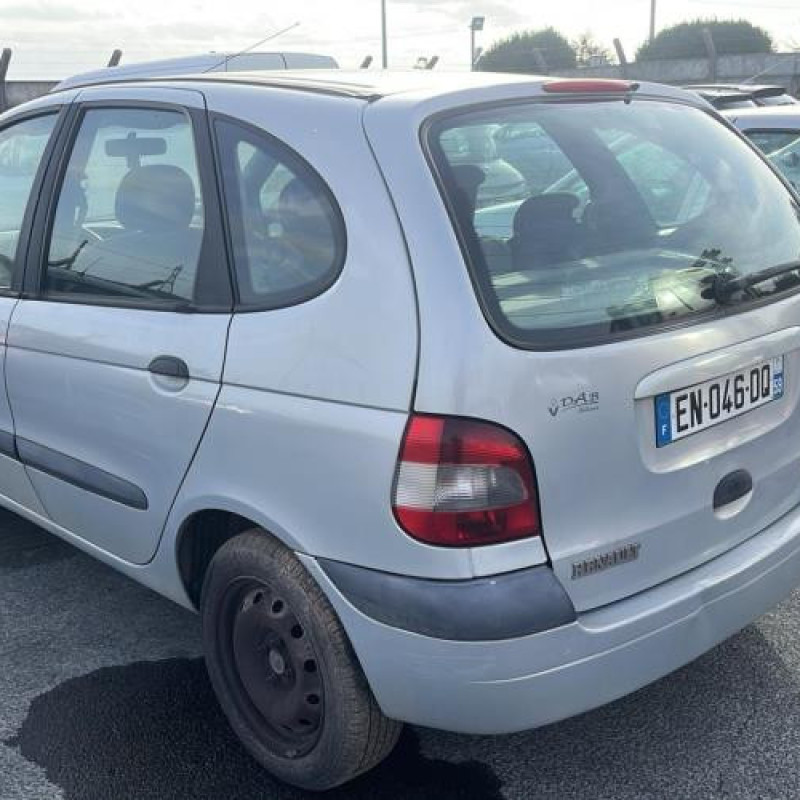 Verin de coffre RENAULT SCENIC 1 Photo n°8