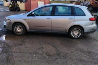 Calandre FIAT CROMA 2