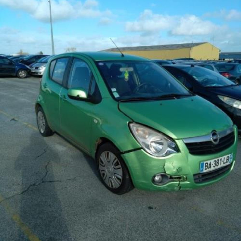 Feu arriere principal gauche (feux) OPEL AGILA B Photo n°9