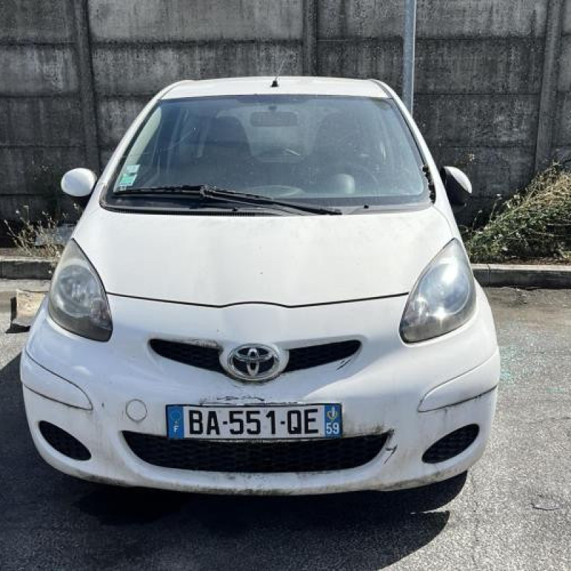 Pretensionneur de ceinture avant gauche TOYOTA AYGO 1 Photo n°4