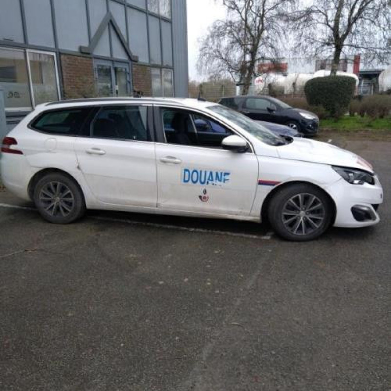 Poignee interieur arriere droit PEUGEOT 308 2 SW Photo n°5