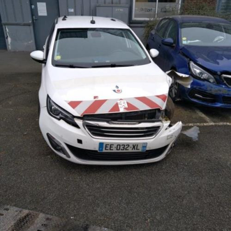 Leve vitre electrique arriere droit PEUGEOT 308 2 SW Photo n°4