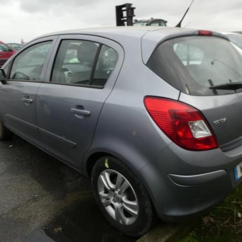 Leve vitre electrique avant gauche OPEL CORSA D Photo n°7