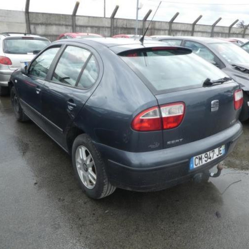 Feu arriere secondaire droit (feux) SEAT LEON 1 Photo n°7