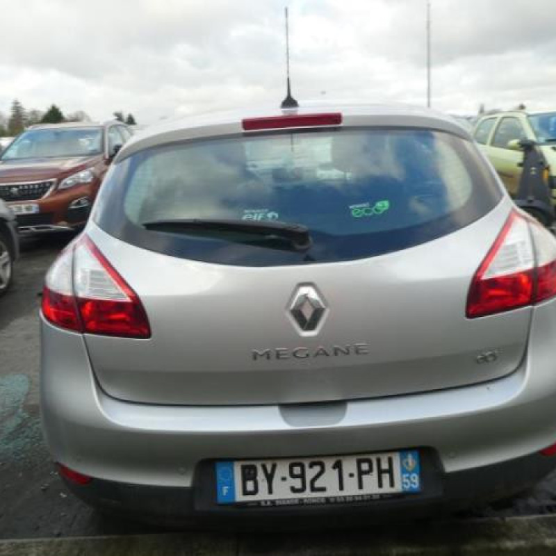 Moteur essuie glace arriere RENAULT MEGANE 3 Photo n°11