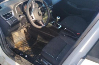 Poignee interieur arriere gauche RENAULT CLIO 5