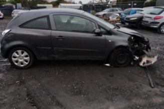 Cric (Ensemble depannage) OPEL CORSA D