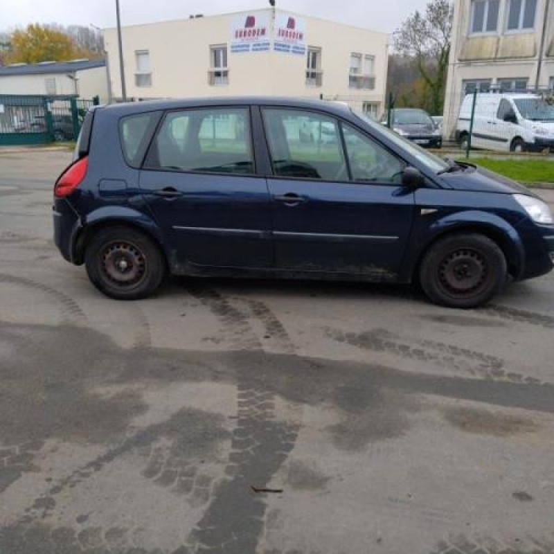 Boitier UCH RENAULT SCENIC 2 Photo n°5