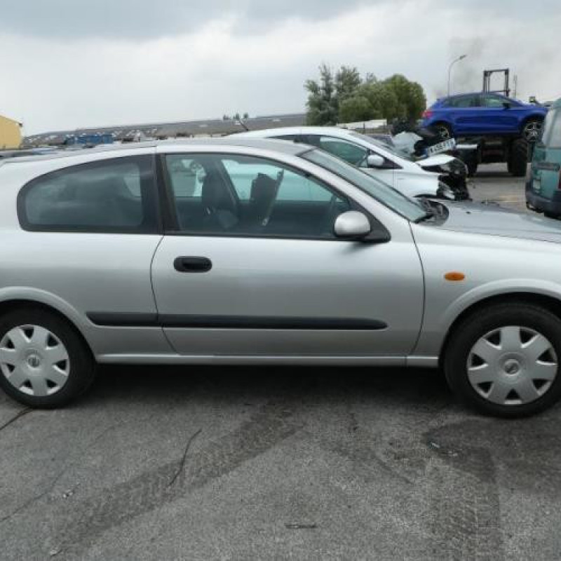 Pare choc arriere NISSAN ALMERA 2 Photo n°9