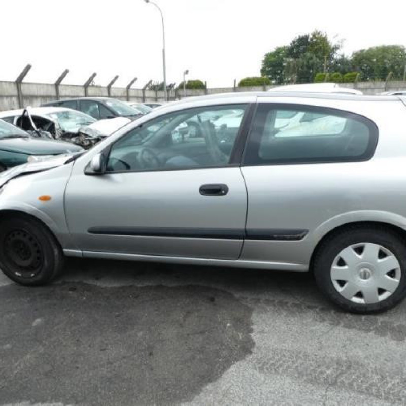 Pare choc arriere NISSAN ALMERA 2 Photo n°11