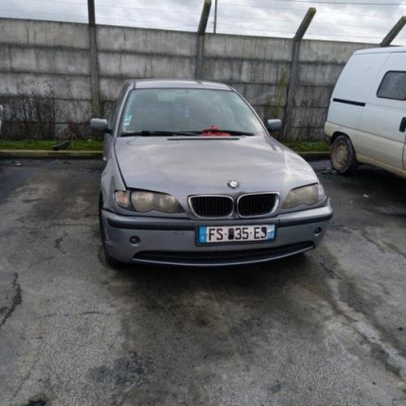 Feu arriere secondaire droit (feux) BMW SERIE 3 E46 Photo n°4