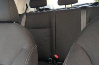 Poignee interieur avant droit PEUGEOT 208 1