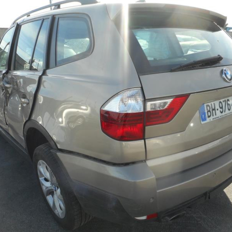 Pompe de direction BMW X3 E83 Photo n°9