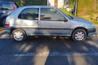 Eclairage de plafonnier CITROEN SAXO