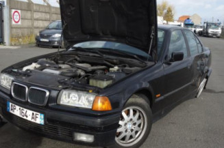 Optique avant secondaire gauche (feux)(clignotant) BMW SERIE 3 E36