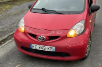 Renfort pare choc arriere (traverse) TOYOTA AYGO 1