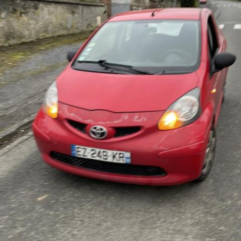 Renfort pare choc arriere (traverse) TOYOTA AYGO 1 Photo n°4