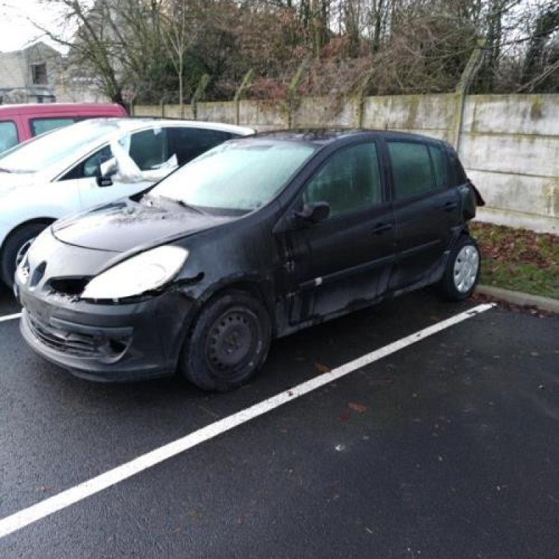 Boitier UCH RENAULT CLIO 3 Photo n°6