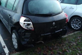 Boitier UCH RENAULT CLIO 3