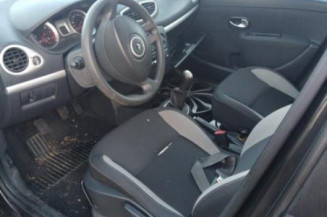 Boitier UCH RENAULT CLIO 3