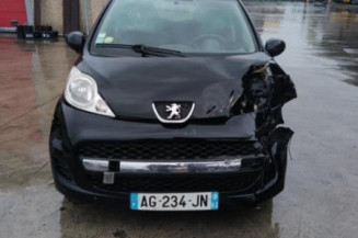 Pretensionneur de ceinture avant gauche PEUGEOT 107